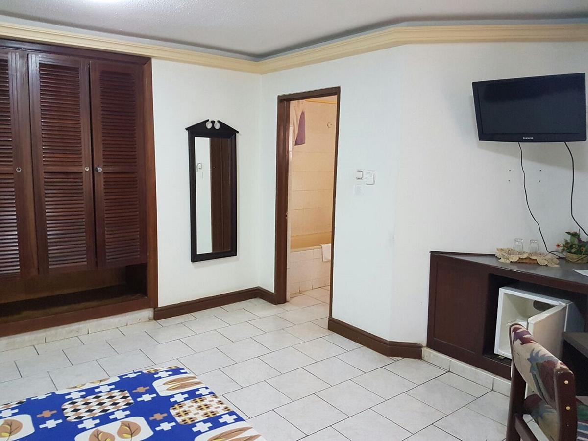 Royal Basin Resort Кумаси Екстериор снимка